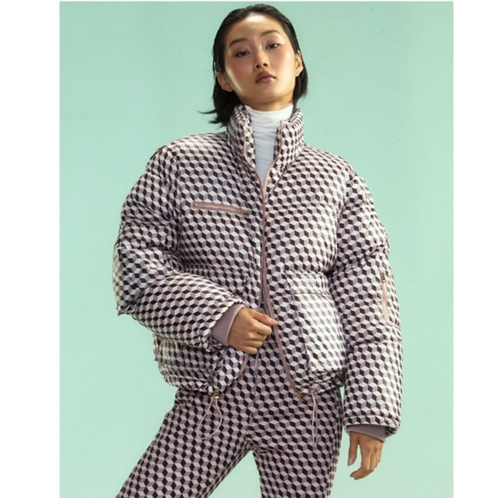 Cynthia Rowley Collection Coat Backcountry Ski Jacket Puffer in Pink Geometric